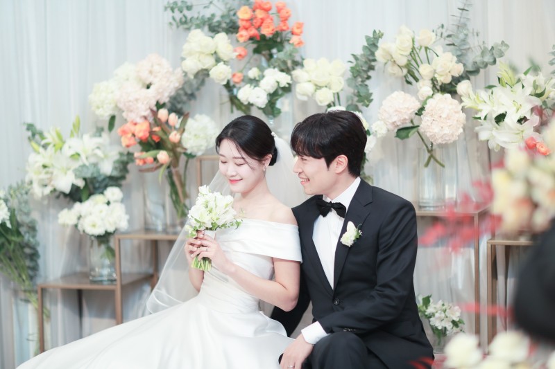 신랑 ♥ 신부 본식 스냅 · 신부대기실