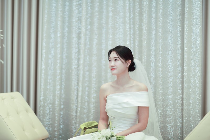 신랑 ♥ 신부 본식 스냅 · 신부대기실
